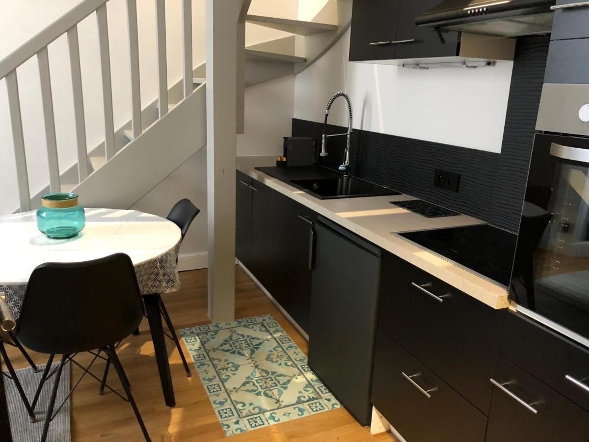 Duplex Cosy Hyper Centre Cholet Apartment Bagian luar foto