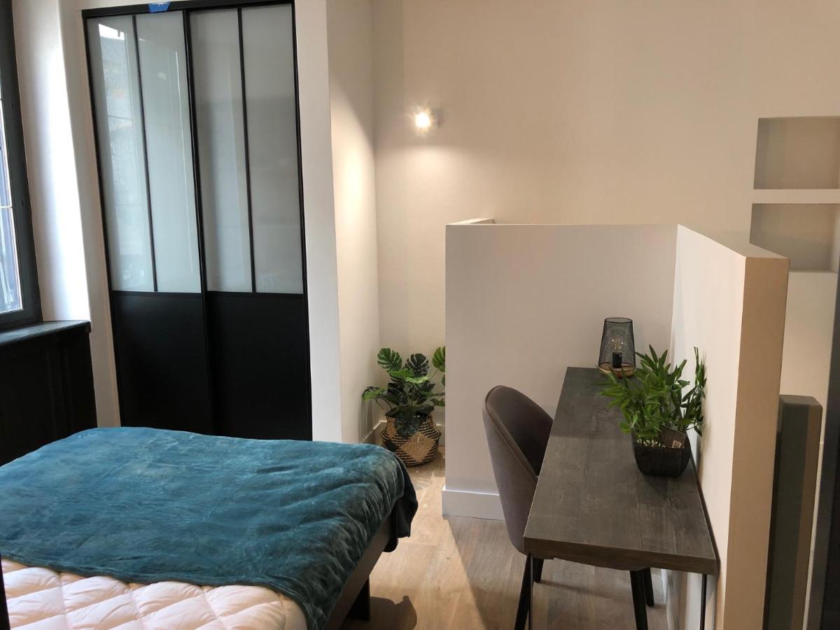 Duplex Cosy Hyper Centre Cholet Apartment Bagian luar foto